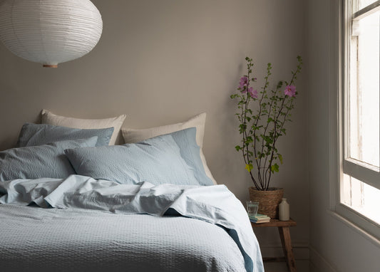 The Battle of the Naturals: Linen VS Cotton Bedding