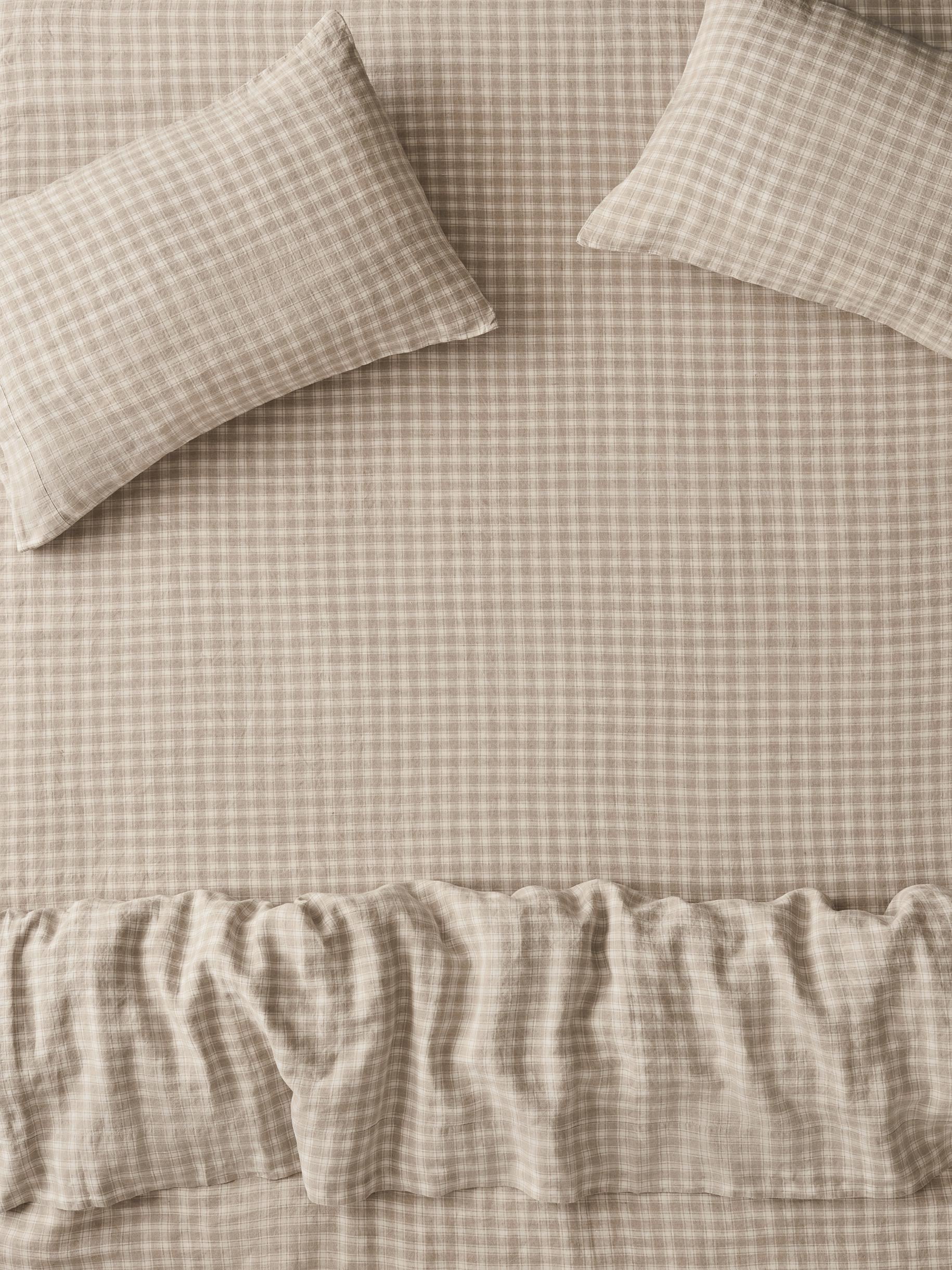 Oatmeal Heritage Gingham 100% Linen Fitted Sheet