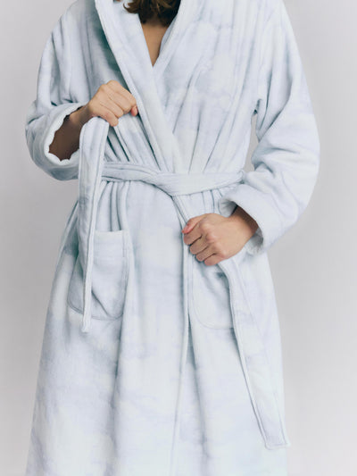 Sky Blue Cloud Print Robe - alternate image