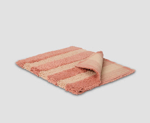 Sand Shell Pembroke Stripe Cotton Bath Mat
