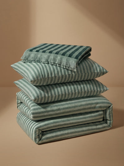 Sleep & Soak Pine Green Stripe Gift Set