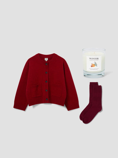 Luxury Cosiness: Sumptuous Red Knitwear