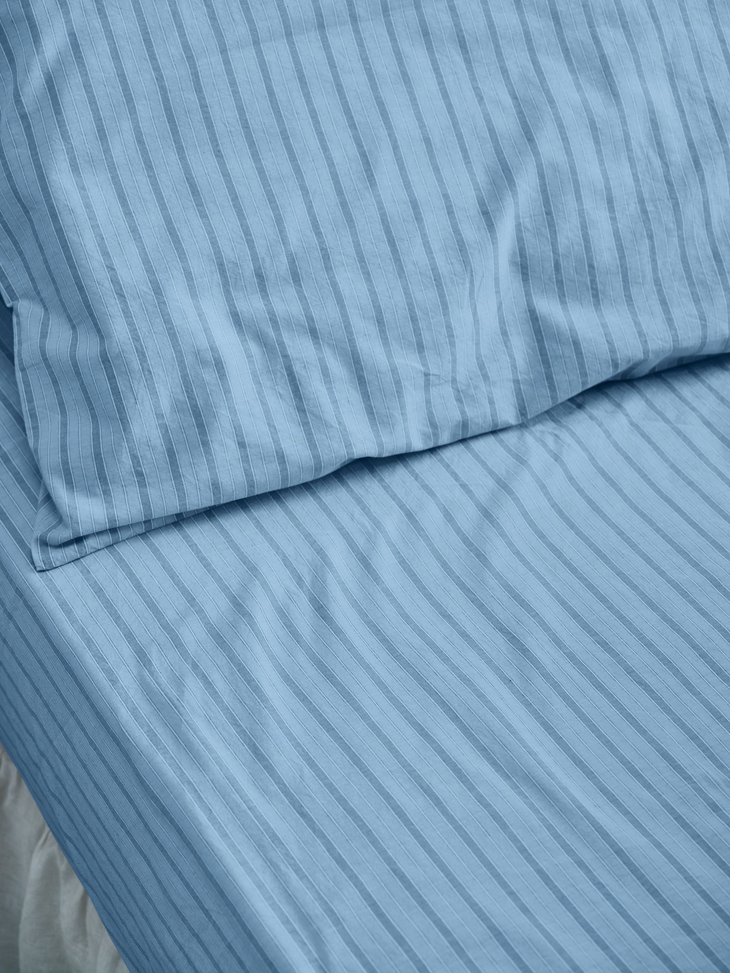 Pale Favourite Shirt Stripe Cotton Fitted Sheet