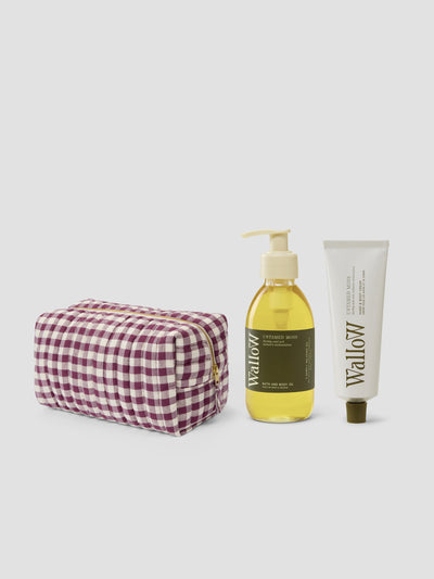 Berry Washbag & Wallow Goodies