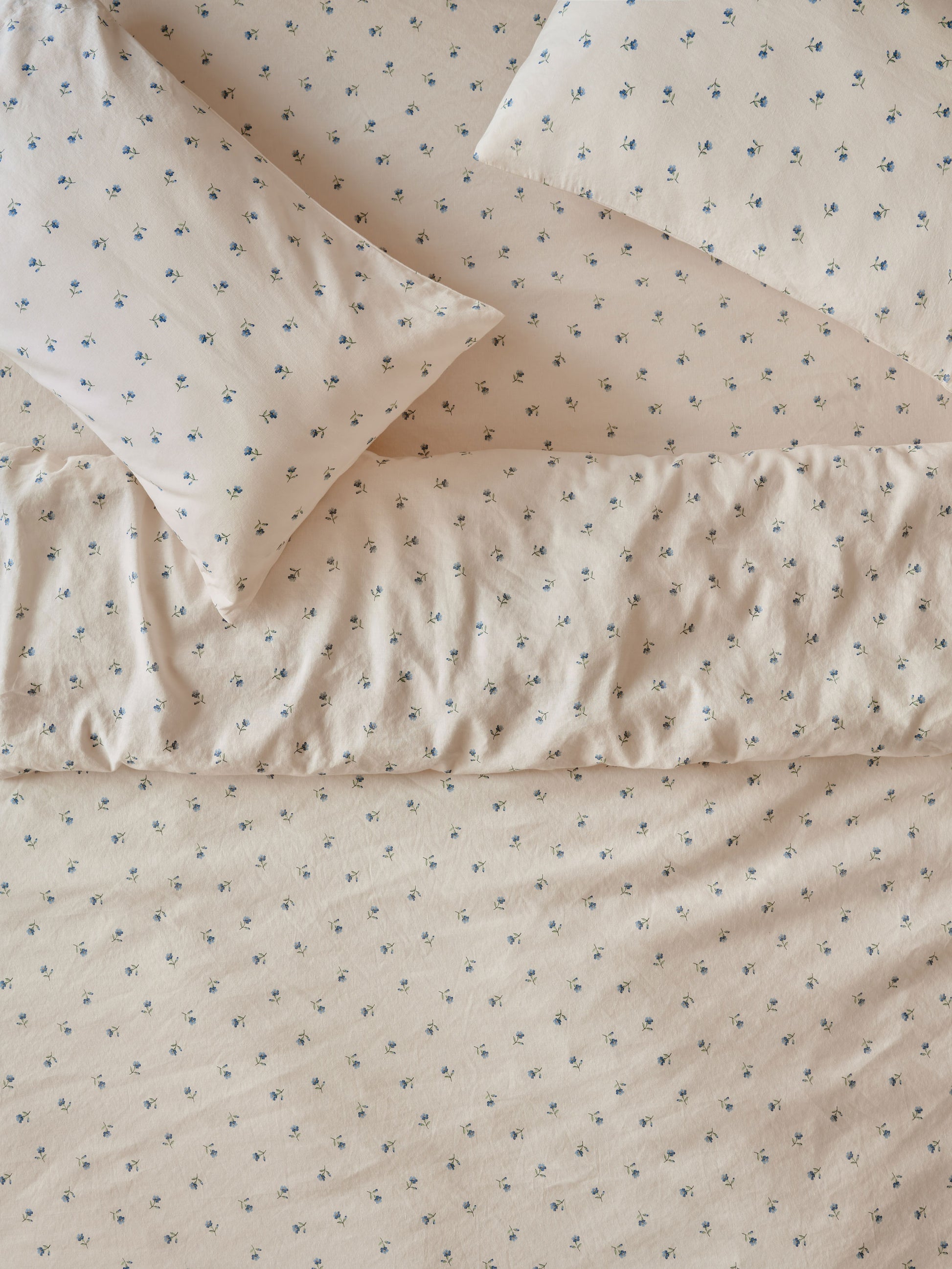 Dusk Blue Posy Bud Linen Blend Duvet Cover