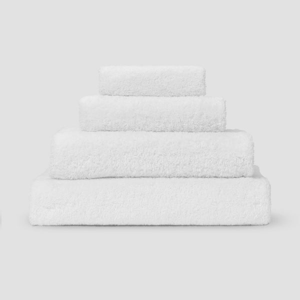 White Plain Organic Cotton Towel Bundle Piglet in Bed UK