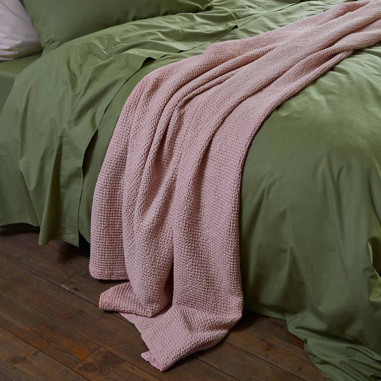 French Rose Waffle Cotton Throw and Pear Washed Cotton Bedding