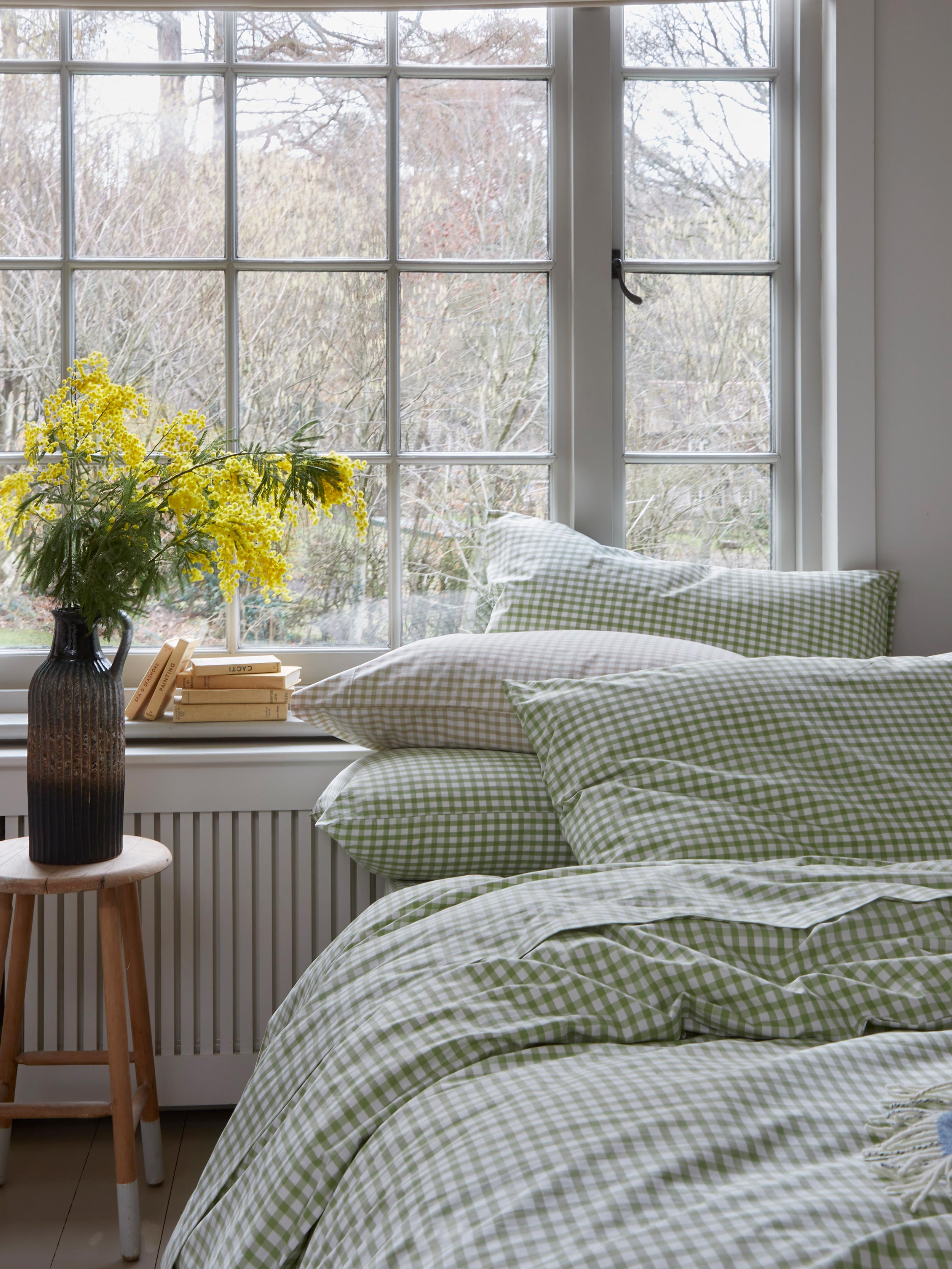 Pear Small Gingham Cotton Pillowcase (Pair)