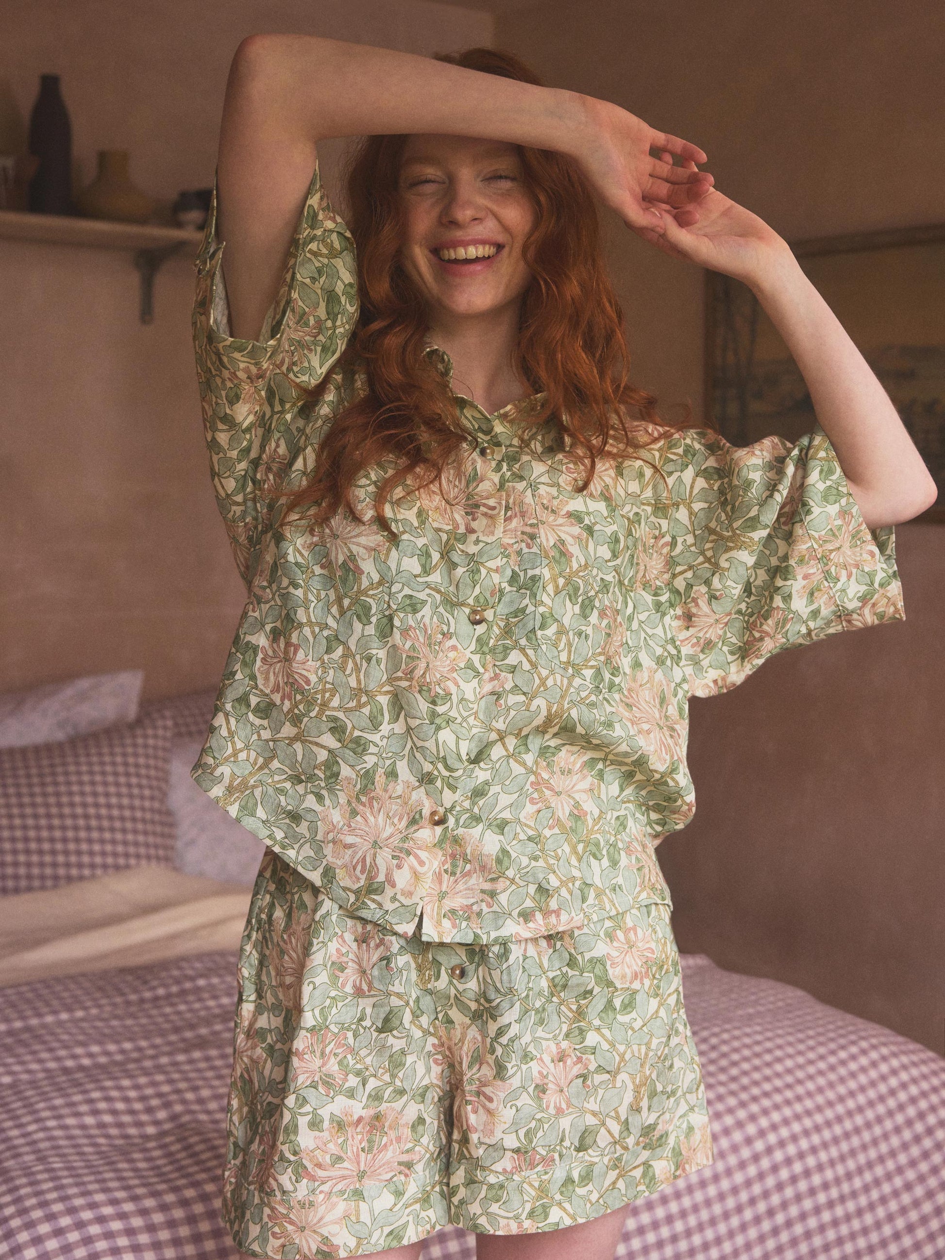 Soft Sage Honeysuckle Linen Women’s Pyjama Shorts Set