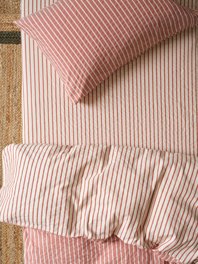 Auburn Red Texture Stripe Cotton Kids Fitted Sheet - alternate image