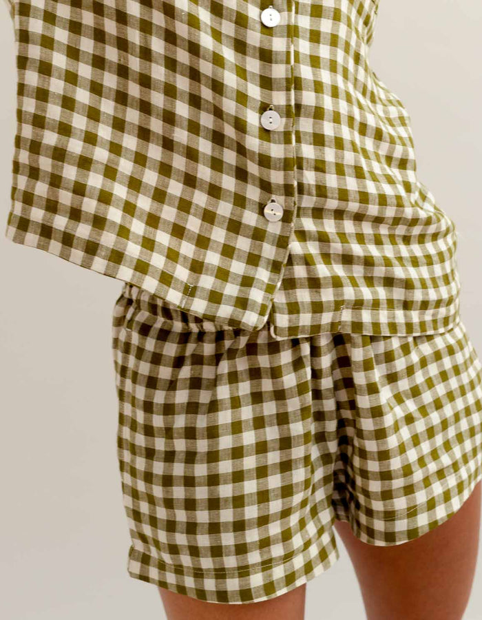Botanical Green Gingham Linen Pyjama Shorts - Piglet in Bed