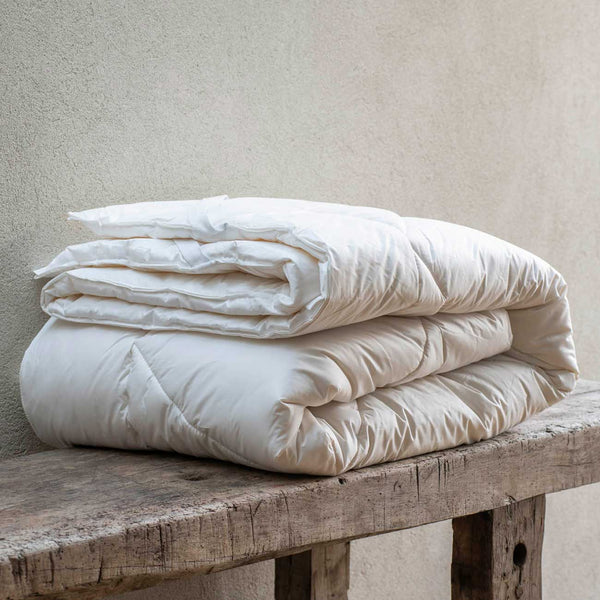 Merino Wool Mattress Topper Piglet in Bed UK