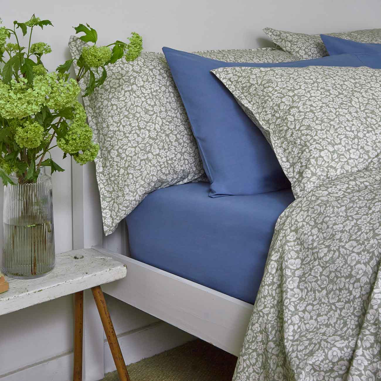 Pear Meadow Floral Printed Cotton and Cove Blue  Cotton Bedding