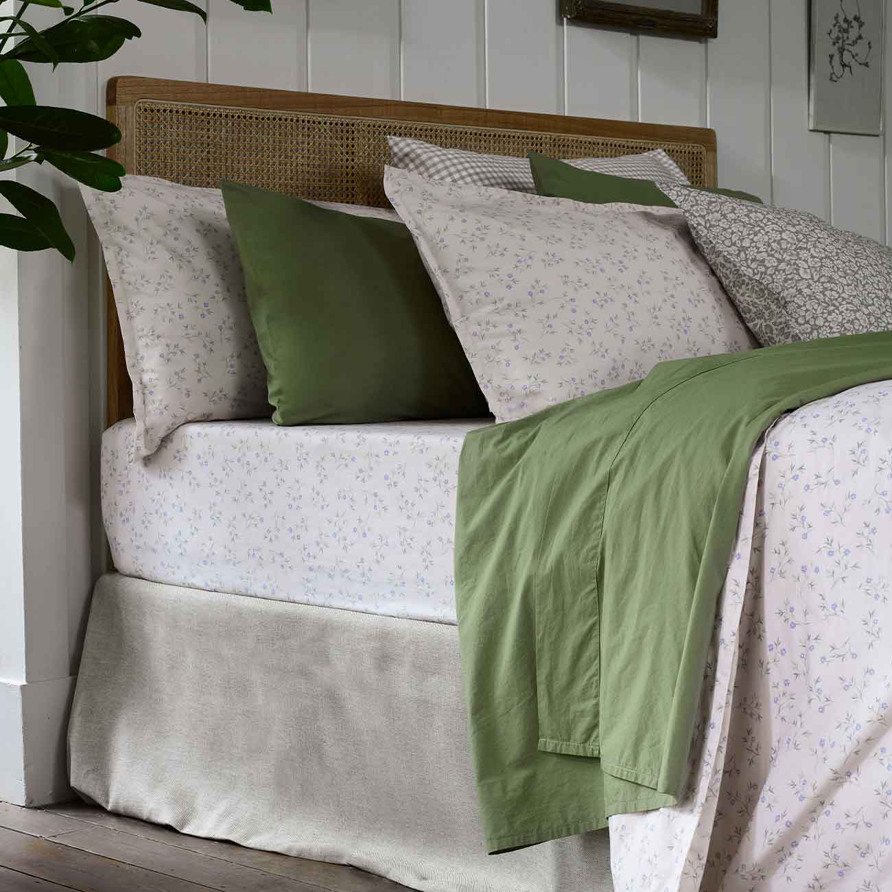 Spring Sprig Printed Cotton. Pear Percale Cotton  and Pear Meadow Floral Printed Cotton Bedding